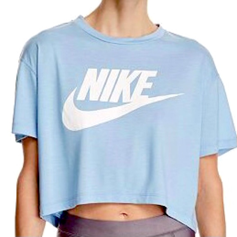 NIKE CROPPED ATHLETIC TEE